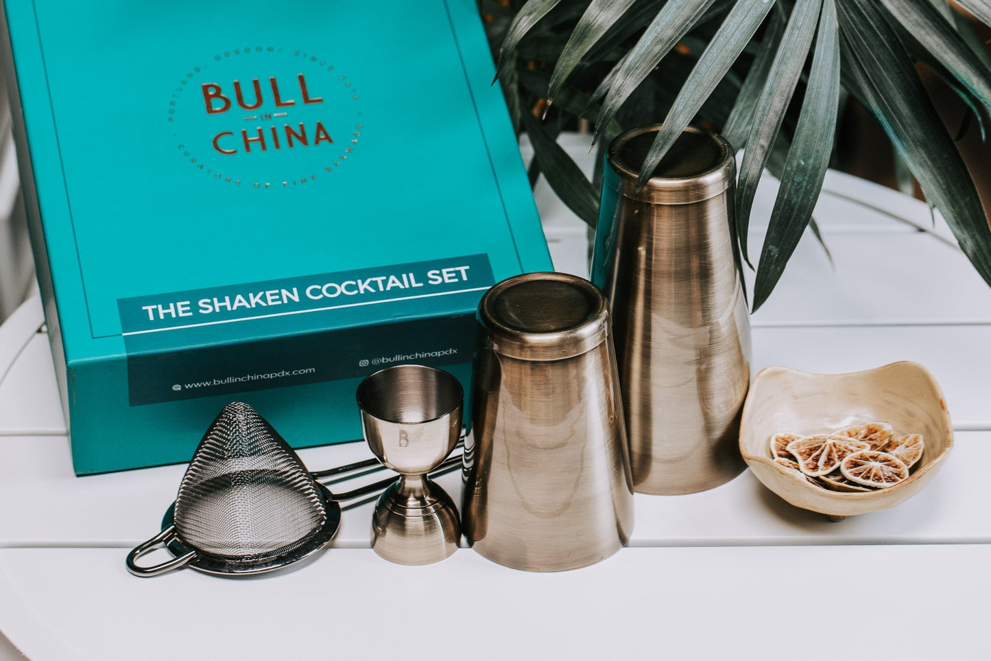 Shaken Cocktail Set