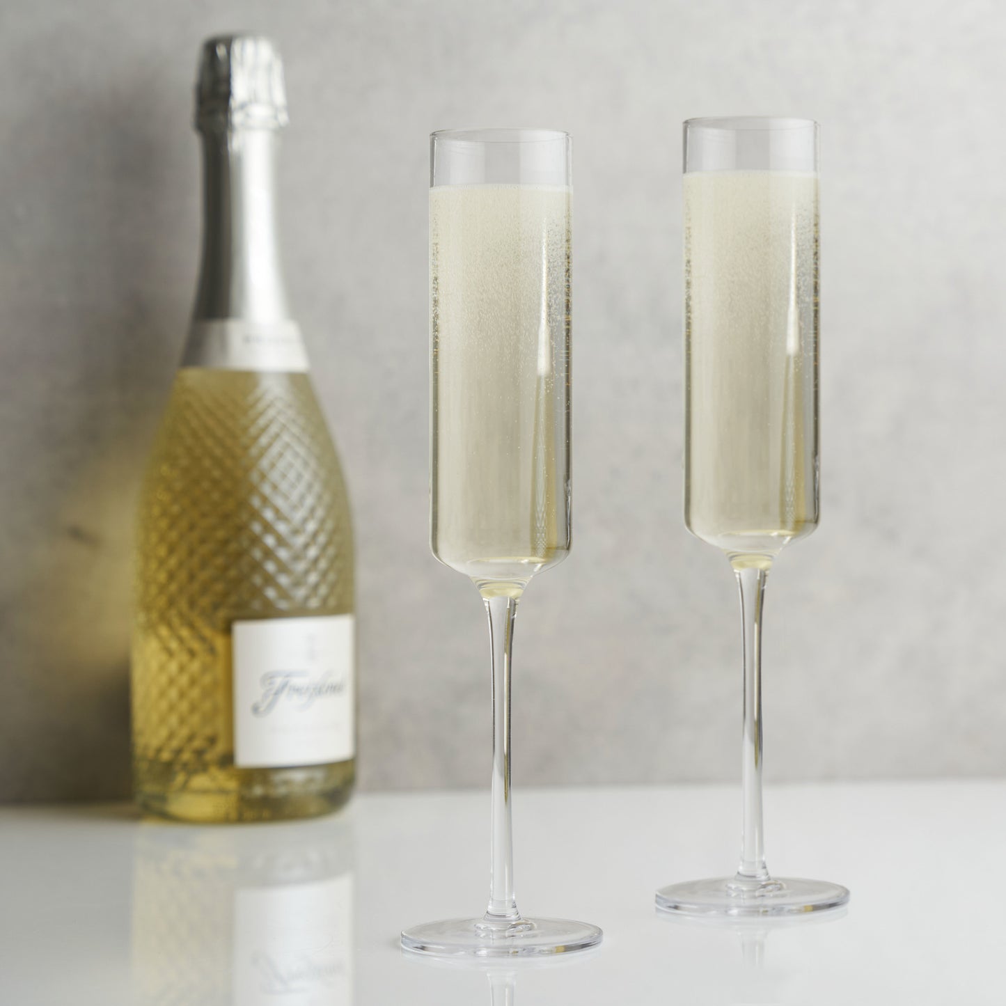 Laurel Crystal Champagne Flutes