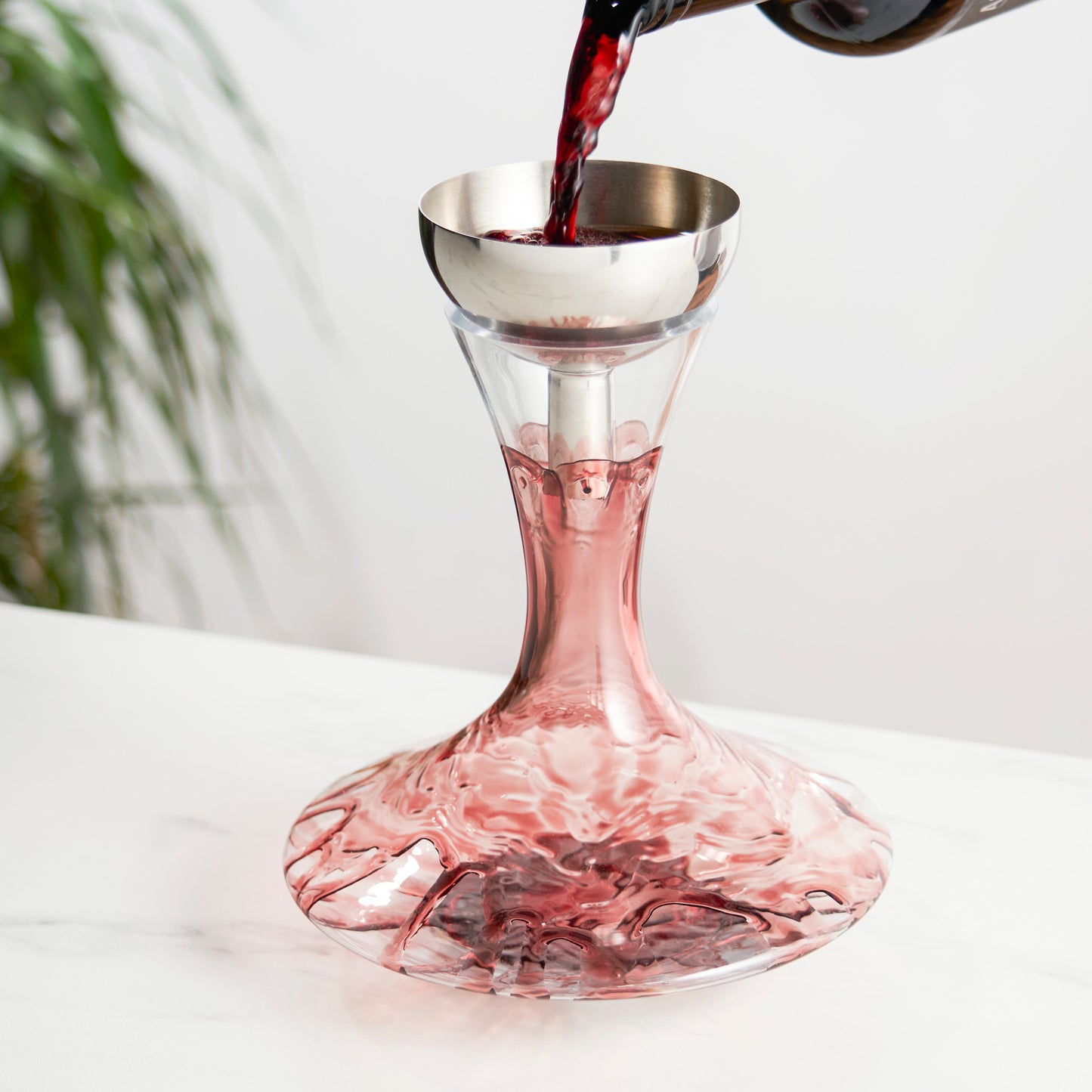 Fountain: Aerating Decanter Funnel