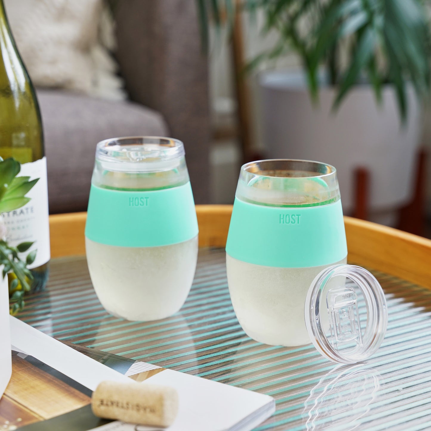 Wine FREEZE™ Cooling Cups in Mint (set of 2) and lids